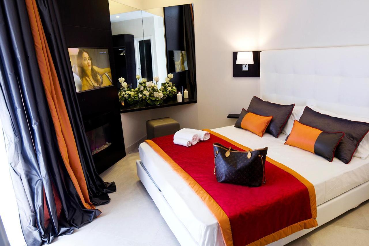 Roman Holidays Boutique Εξωτερικό φωτογραφία