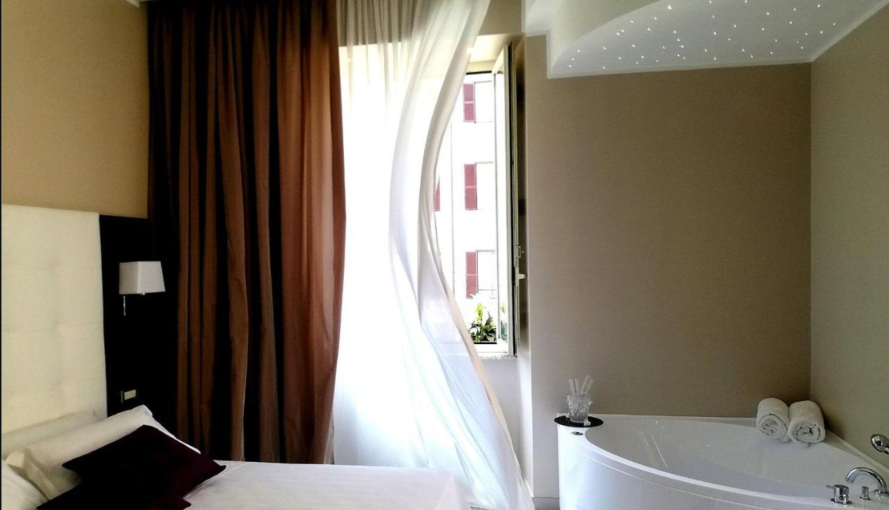 Roman Holidays Boutique Εξωτερικό φωτογραφία