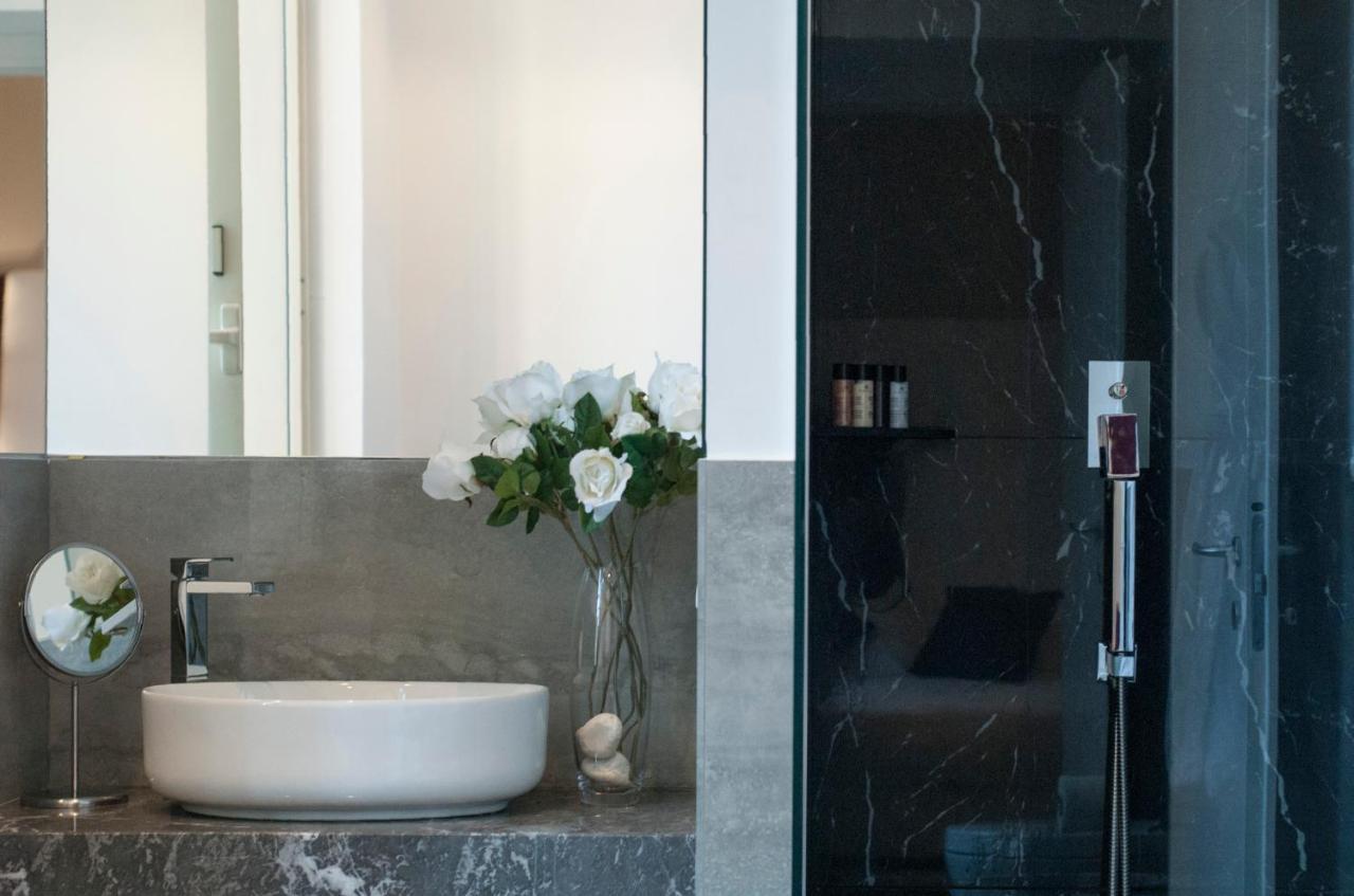 Roman Holidays Boutique Εξωτερικό φωτογραφία
